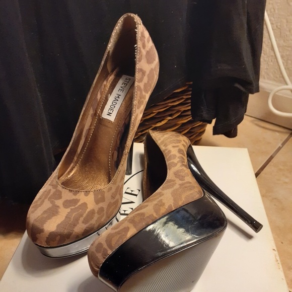 Steve madden size 6 - Picture 1 of 1